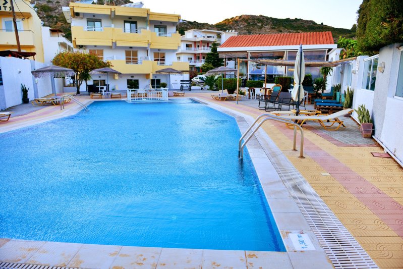 Rodosz Faliraki utazás Maroula Studios