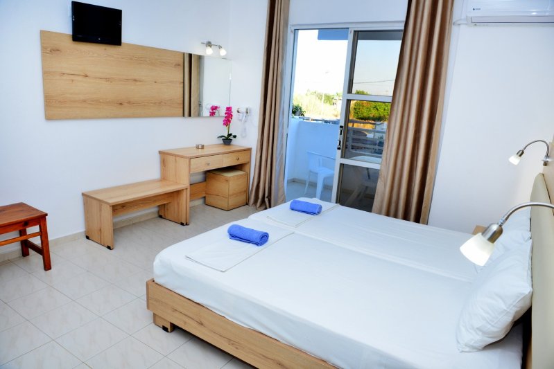 Rodosz Faliraki utazás Maroula Studios