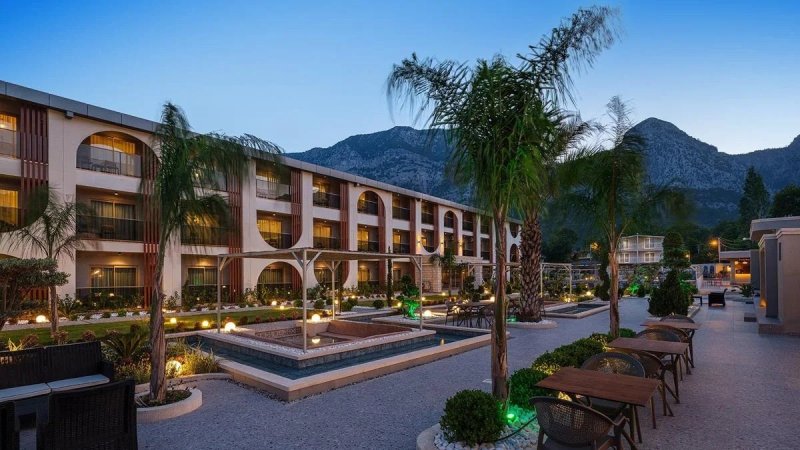 Kemer utazás Monk Resort