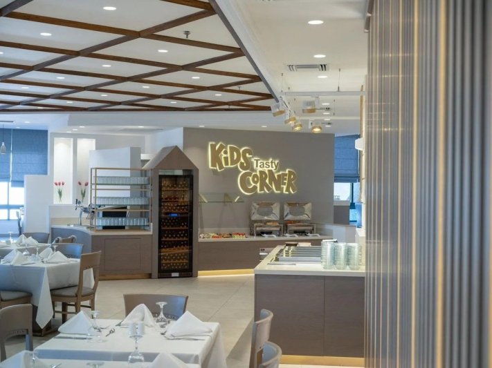 Kréta Hersonissos utazás Nana Golden Beach