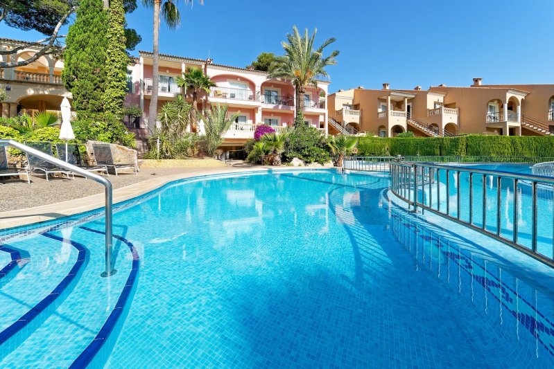 Mallorca utazás R2 Lago Playa Park