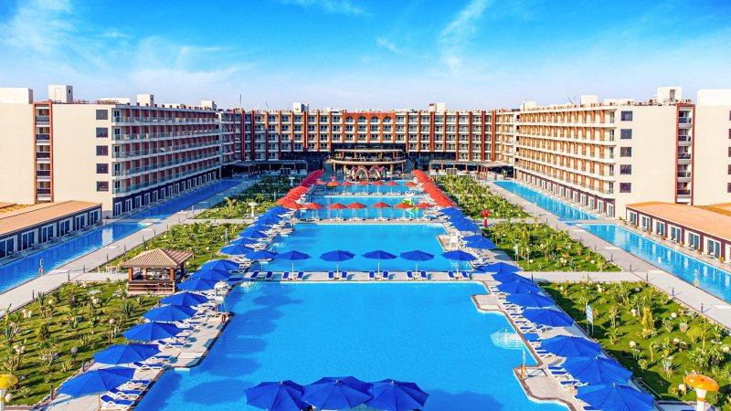 Hurghada utazás Rewaya Majestic Resort