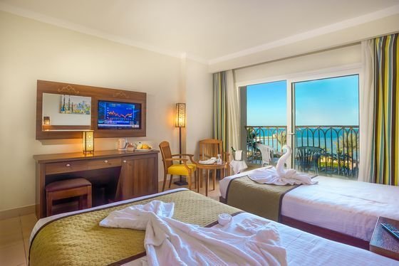 Hurghada utazás Royal Star Beach Resort