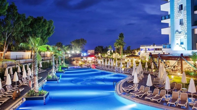 Side utazás Seashell Resort