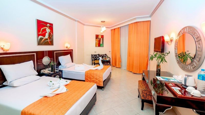 Hurghada utazás Sphinx Hurghada Resort