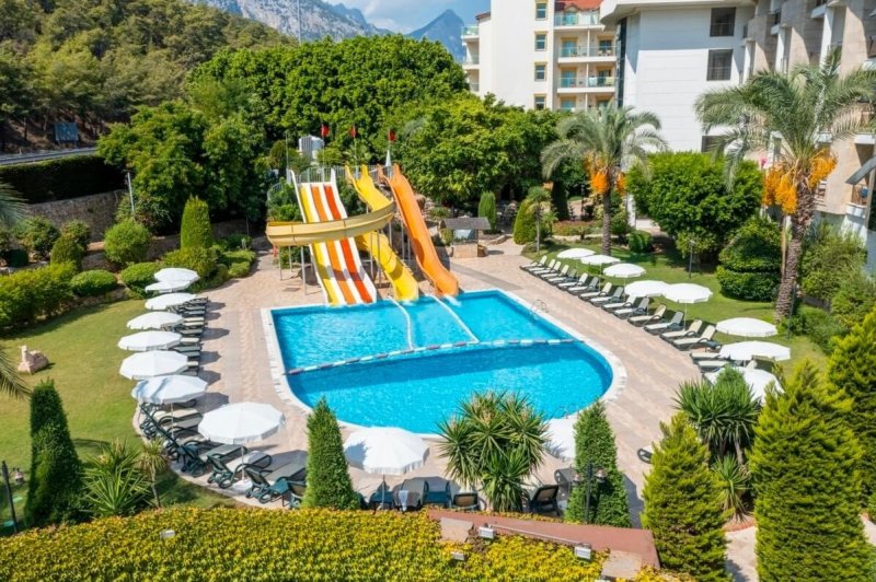 Kemer utazás Sunland Resort Hotel