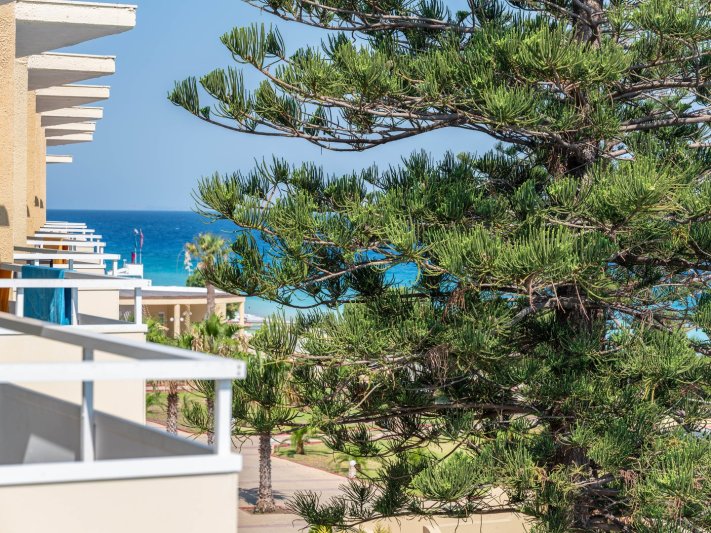 Rodosz Ialyssos utazás Sunshine Rhodes Hotel