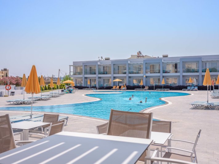 Rodosz Ialyssos utazás Sunshine Rhodes Hotel