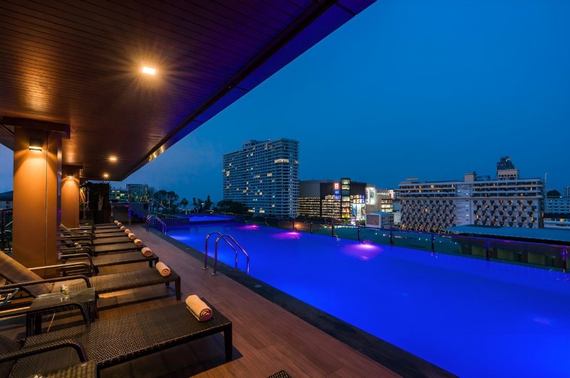 Pattaya utazás Acqua Hotel Pattaya