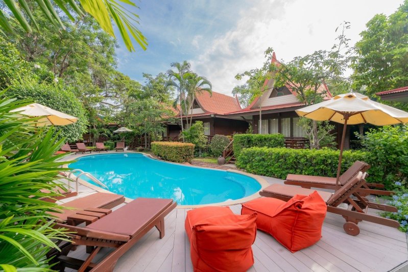 Pattaya utazás Baan Duangkaew Resort