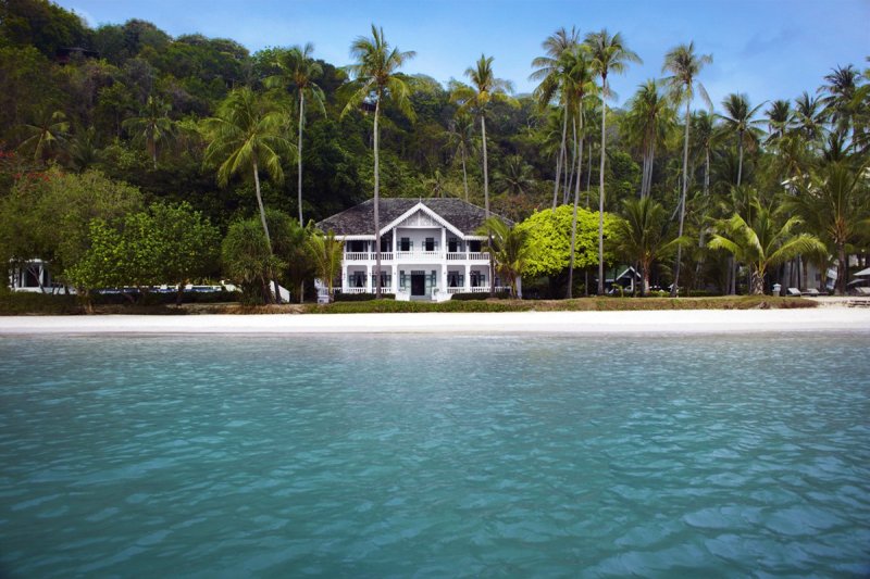 Bangkok Phuket utazás Cape Panwa