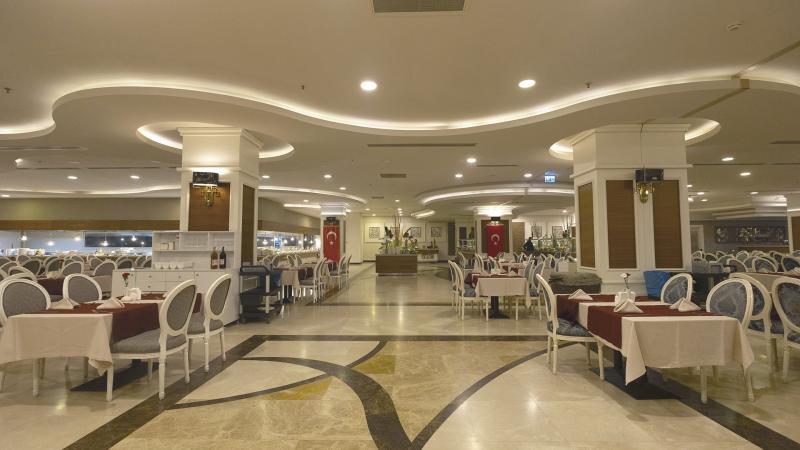 Castival Hotel Side