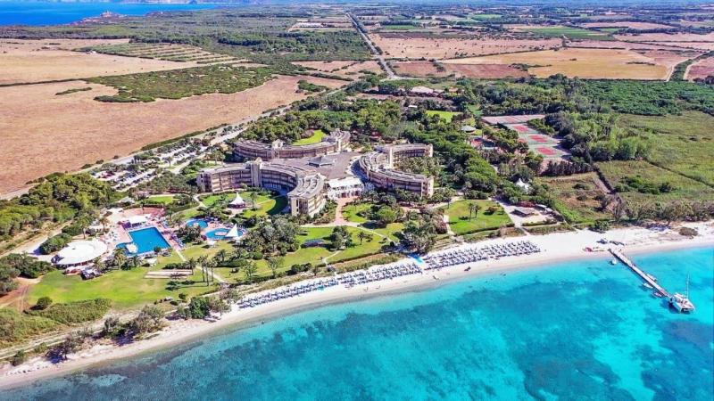 Futura Club Baia Di Conte Szardínia