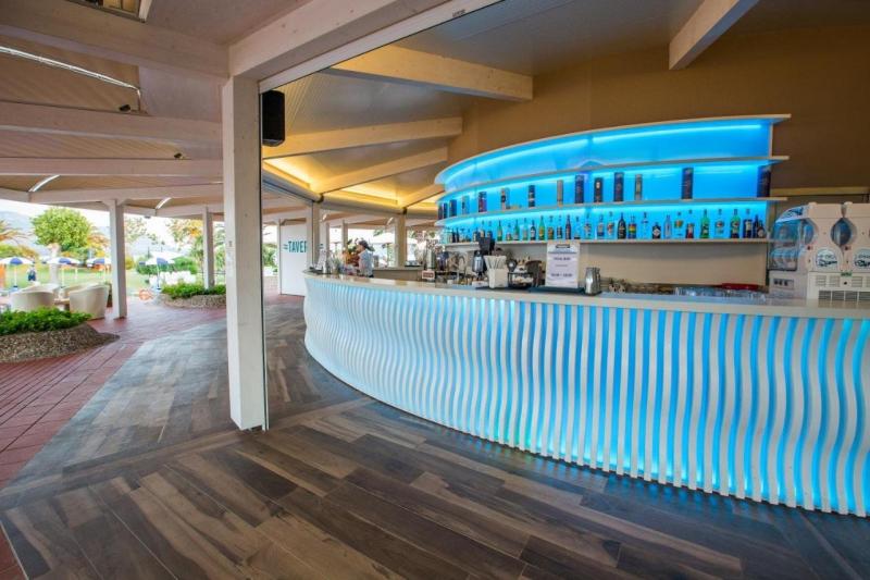 Futura Club Baia Di Conte Szardínia