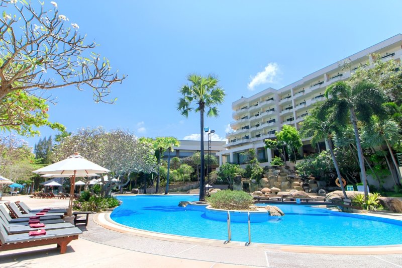 Pattaya utazás Garden Sea View Resort
