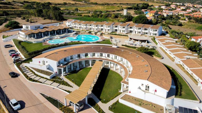 GH Santina Resort Szardínia