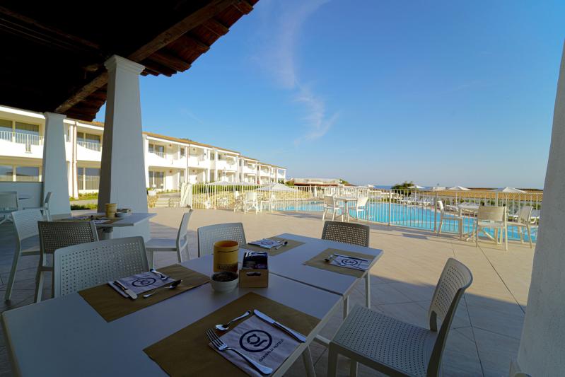 GH Santina Resort Szardínia
