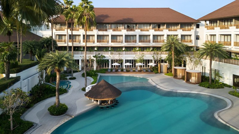 Pattaya utazás Hotel Amari Bangsaen