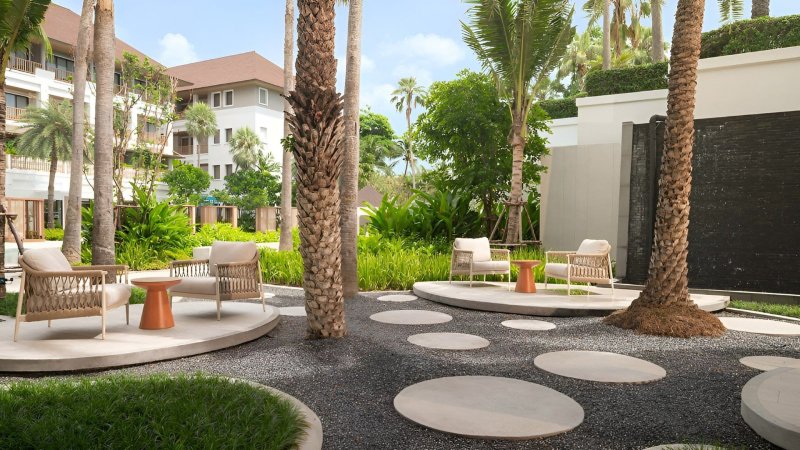 Pattaya utazás Hotel Amari Bangsaen