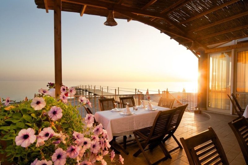 Durres utazás Hotel Aragosta 