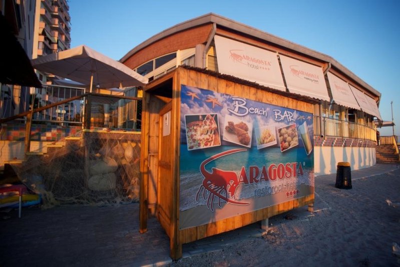 Durres utazás Hotel Aragosta 