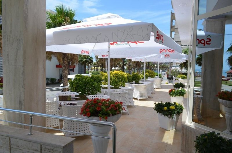 Durres utazás Hotel Arvi 