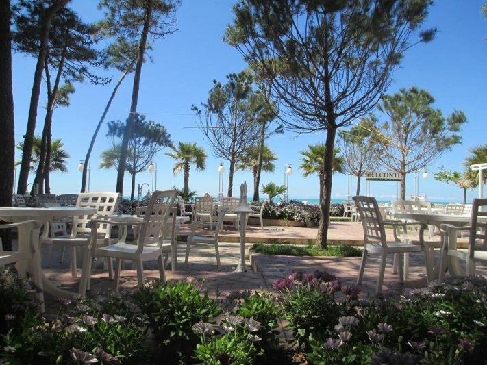 Durres utazás Hotel Bel Conti 