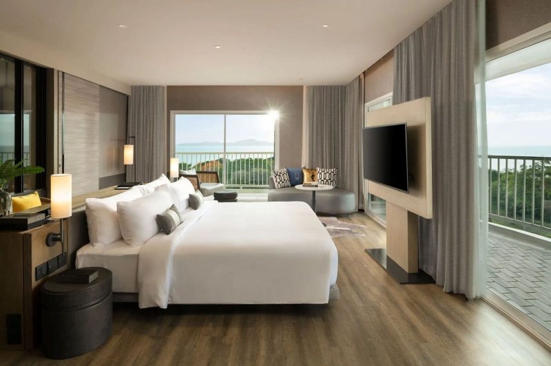 Pattaya utazás Hotel Cross Pattaya Pratamnak