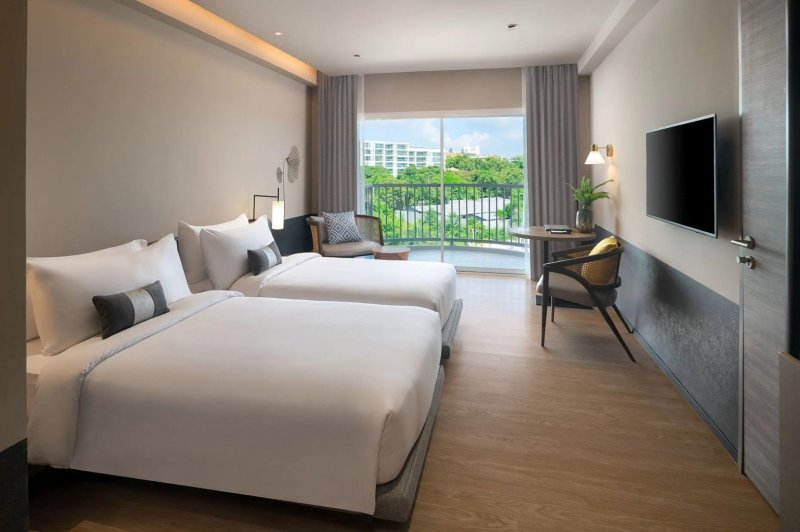 Pattaya utazás Hotel Cross Pattaya Pratamnak