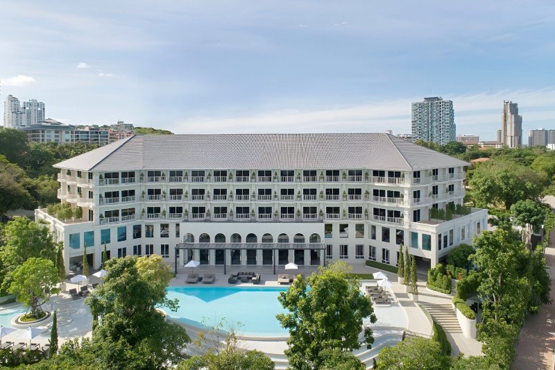 Pattaya utazás Hotel Cross Pattaya Pratamnak