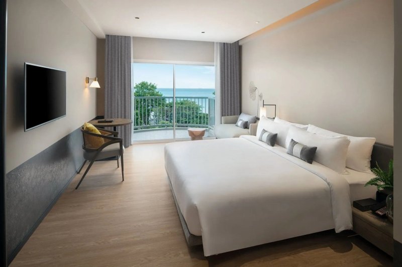 Pattaya utazás Hotel Cross Pattaya Pratamnak