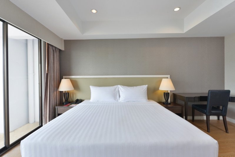 Pattaya utazás Hotel D Varee Jomtien Beach