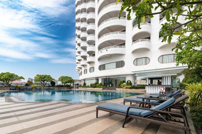 Pattaya utazás Hotel D Varee Jomtien Beach
