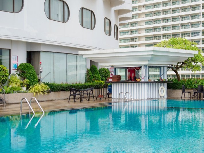 Pattaya utazás Hotel D Varee Jomtien Beach
