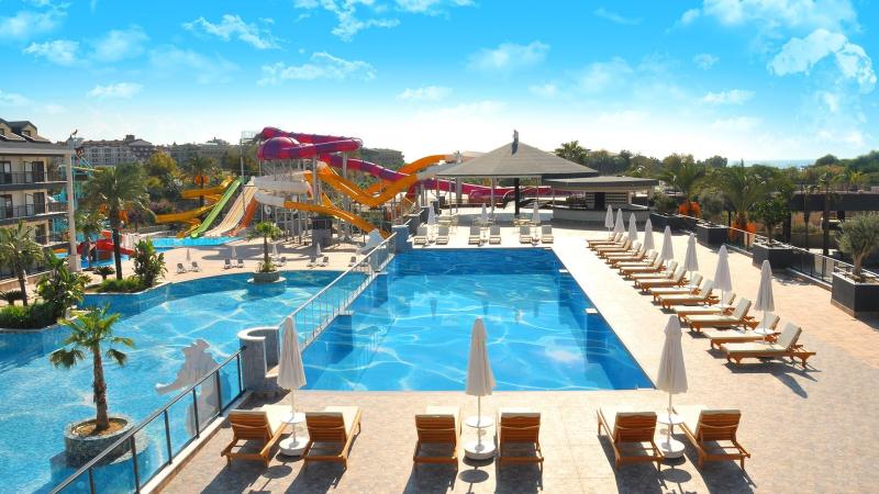 Hotel Dream World Palace Side