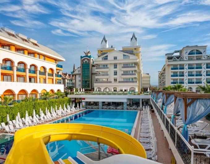 Hotel Dream World Resort & Spa Side
