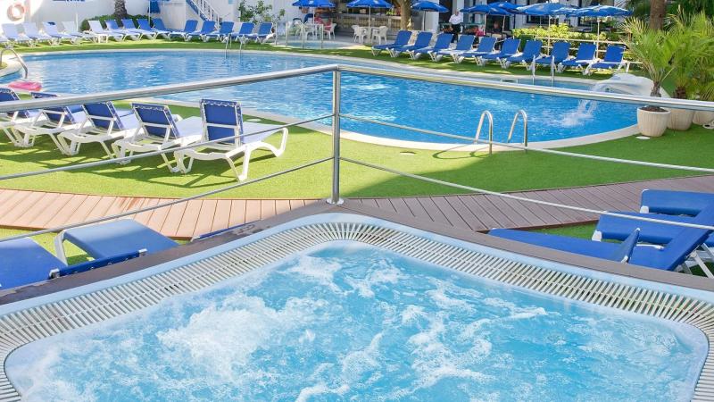 Hotel GHT Balmes, Aparthotel & Splash Costa Brava Calella