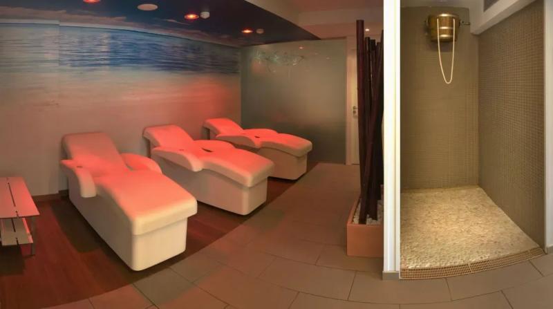 Hotel GHT Oasis Park & Spa Costa Brava Lloret De Mar