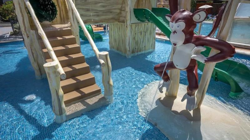Hotel GHT Oasis Park & Spa Costa Brava Lloret De Mar