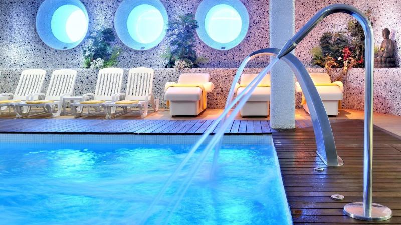 Hotel GHT Oasis Tossa & Spa Costa Brava Tossa de Mar