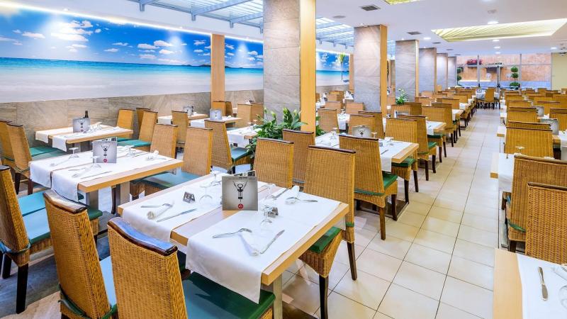 Hotel GHT Oasis Tossa & Spa Costa Brava Tossa de Mar