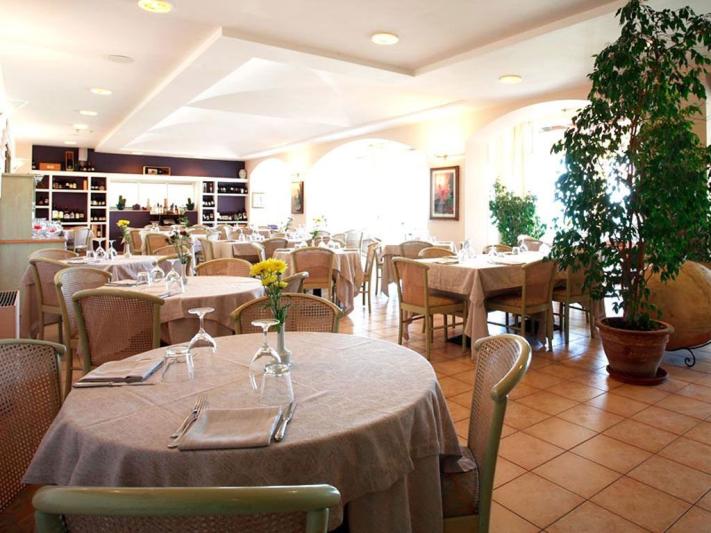 Hotel Janus Szardínia