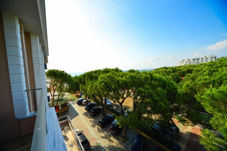 Durres utazás Hotel Klajdi Resort 