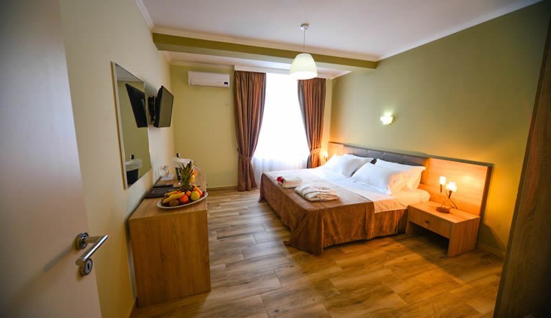 Durres utazás Hotel Klajdi Resort 