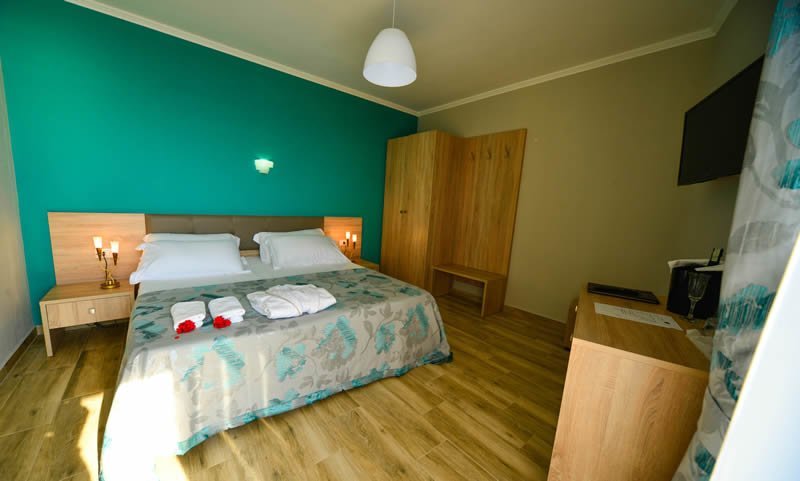 Durres utazás Hotel Klajdi Resort 