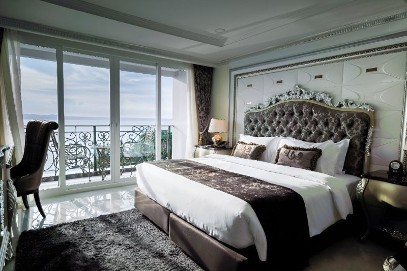 Pattaya utazás Hotel LK Emerald Beach