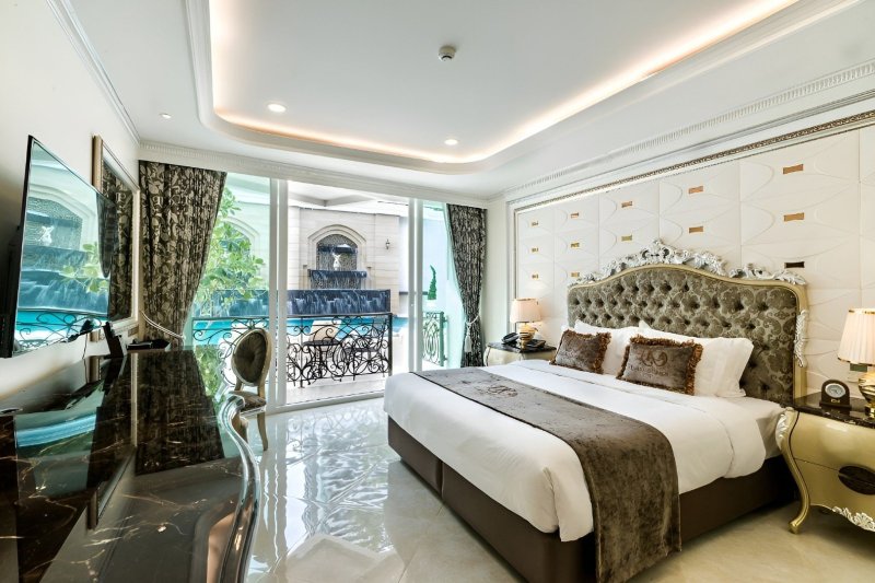 Pattaya utazás Hotel LK Emerald Beach