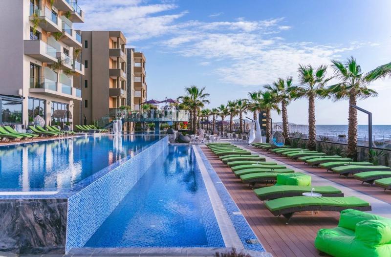 Hotel Pinea Durres