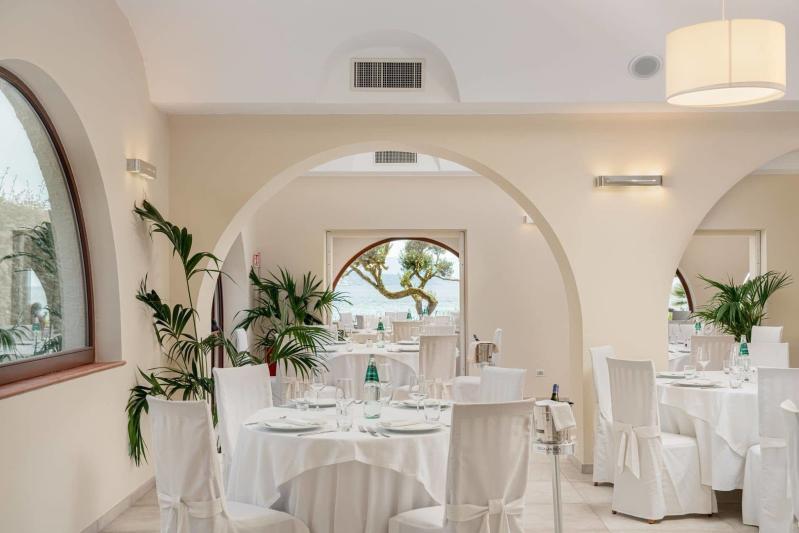 Hotel Punta Negra Alghero Szardínia