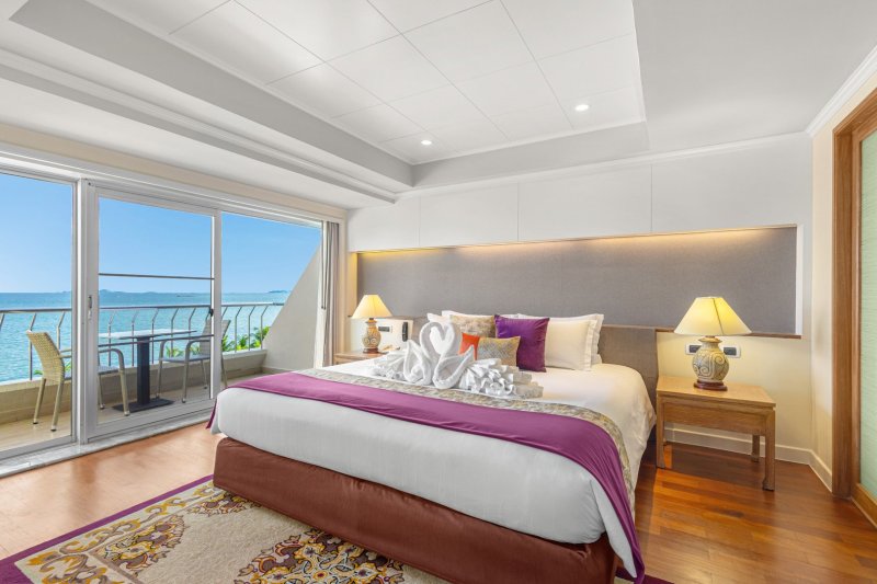 Pattaya utazás Hotel Royal Wing Suites and Spa